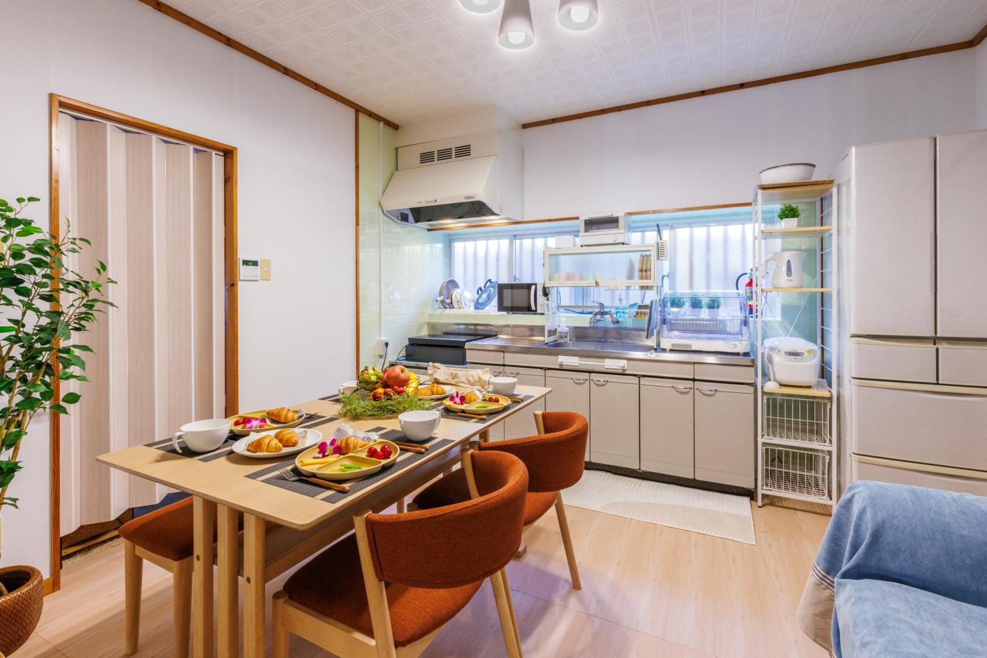 Villa 新規オープン サウナ Bbq ジャグジー付き 最大7名 無料駐車場4台 ビーチまで車で5分 Sky House Uruma Exterior foto